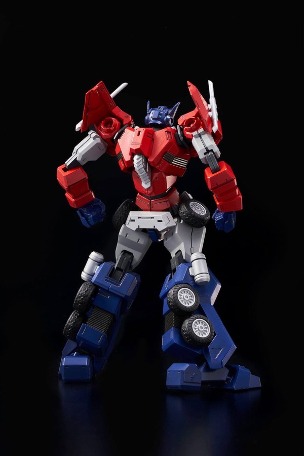 Flame Toys Furai Model Optimus Prime Action Figure Kit Official Photos 03 (3 of 12)